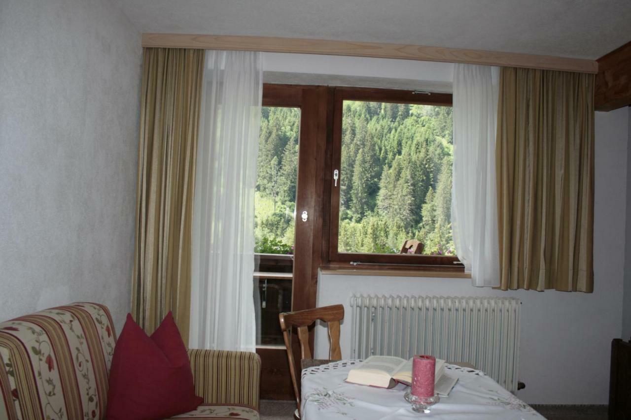 Haus Alpina Apartment Haeselgehr Exterior photo